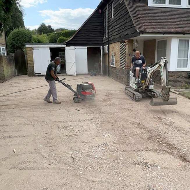 Permeable Resin Gravel Driveway, Coulsdon. All Terrain Landscaping, South West London