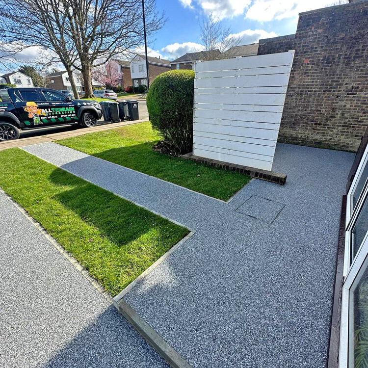 Grey Resin Bonded Driveway in Wallington. All Terrain Landscaping.