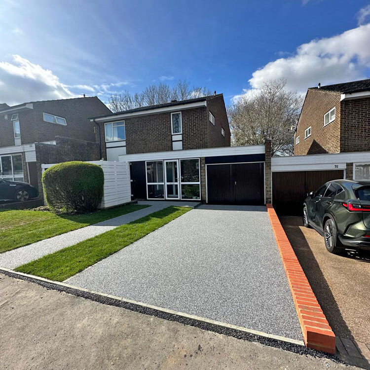 Grey Resin Bonded Driveway in Wallington. All Terrain Landscaping.