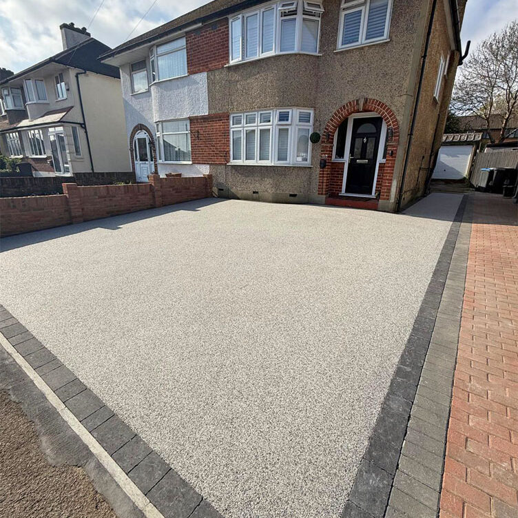 Resin Gravel Driveway Putney. All Terrain Landscaping.