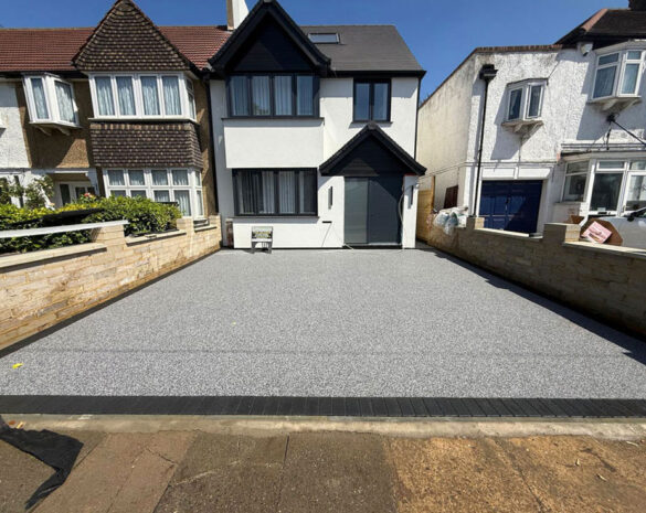 Grey Resin Driveway, Selhurst, Croydon. All Terrain Landscaping.