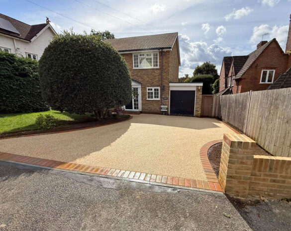 Resin Gravel Driveway, Surbiton. All Terrain Landscaping.