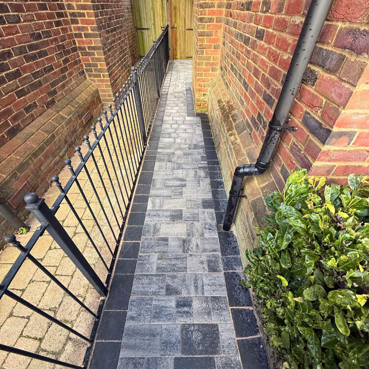Block Paved Driveway, Kingston upon Thames. All Terrain Landscaping
